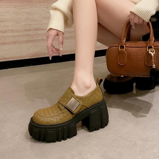 【预售5天】春秋季新款厚底粗跟单鞋魔术贴乐福鞋女鞋百搭英伦风增高小皮鞋ZMXY&ZM5126 商品图4