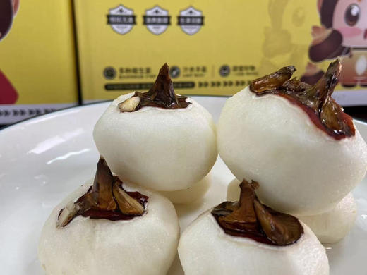 空运✈️水果马蹄
生吃是水果，熟吃是良yao，具有清热下火、清热除燥、润肺zhike等功效，脆甜多汁，被称为“润燥之果”
一箱净果4斤 商品图0