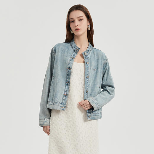 【2件9折】【Petit Bari】复古利落立领牛仔外套长袖浅蓝色宽松 商品图0