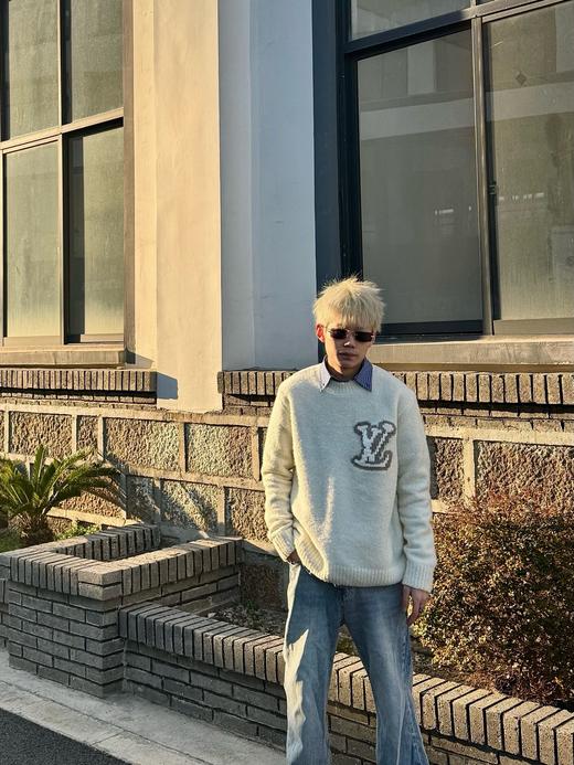 驴家 25ss嵌花镜像米白圆领羊毛耗牛毛套头毛衣 商品图3