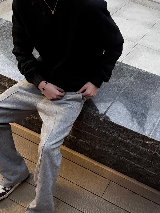 驴家 24ss 灰色空气层太空棉微喇西装卫裤 商品图6