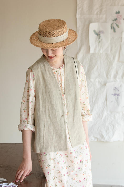 牧衣游原创 手工刺绣汉麻马夹女柔软舒适质朴百搭休闲马甲 归栀 商品图5