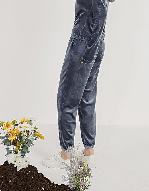 NUTS春季新品时尚休闲宽松显瘦长裤女211073047B 商品图8