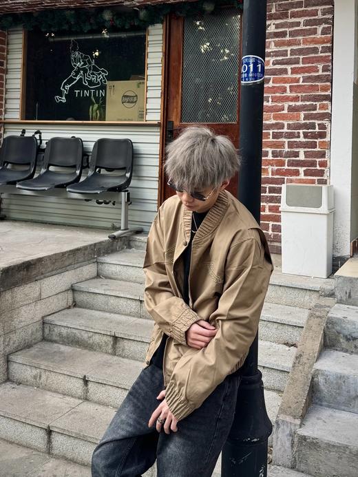 驴家 24fw 菲董立体刺绣阔型飞行夹克 商品图3