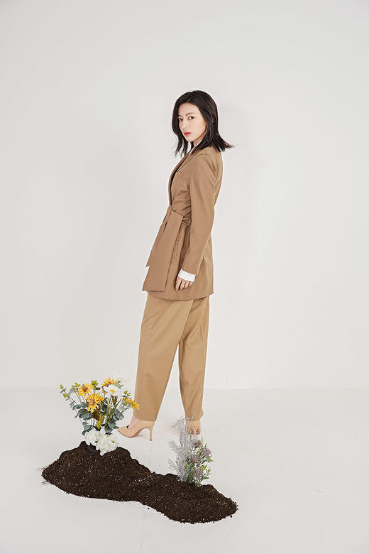 NUTS春季新品时尚休闲阔腿纯色长裤女211073007B 商品图7