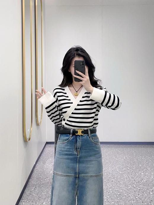 【高品质私服】【ED羊毛羊绒交叠V领条纹开衫】触感柔软细腻，弹性佳，穿着舒适G0751-CC【无标出货 介意慎拍】 商品图10