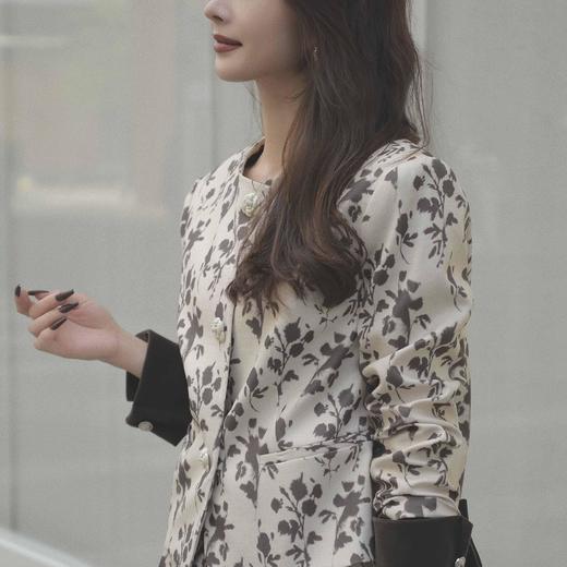 顺丰包邮洛诗琳99649法式山茶花短款小香风外套女001 商品图3