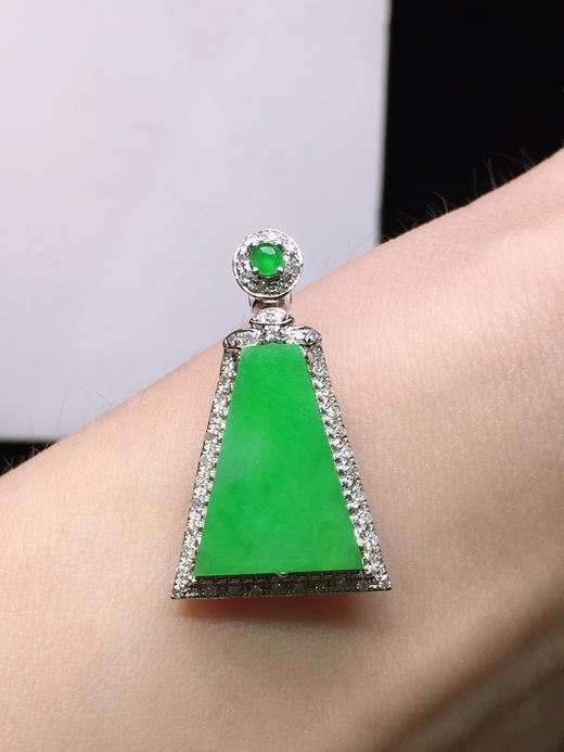 平安牌翡翠吊坠 商品图1