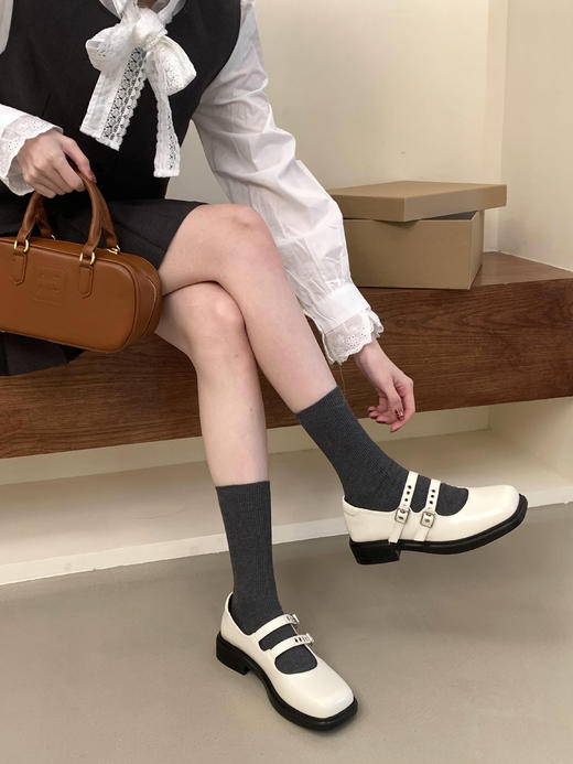 【GZ】无忧购韩版复古布洛克浅口玛丽珍小皮鞋X968-8（截单后7天发货) 商品图5