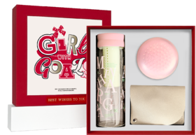 圆创女神节快乐出行套装