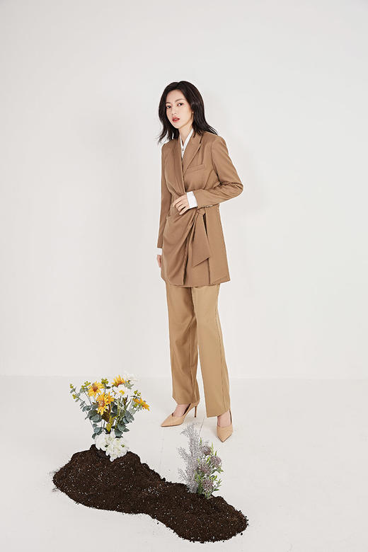 NUTS春季新品时尚休闲阔腿纯色长裤女211073007B 商品图5