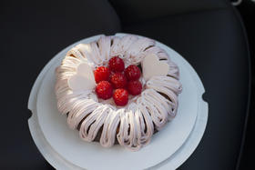 树莓巴斯克蛋糕