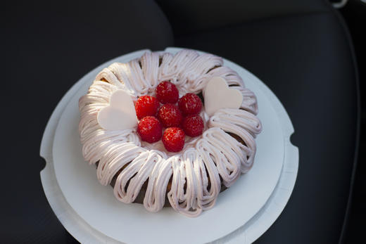 树莓巴斯克蛋糕 商品图0