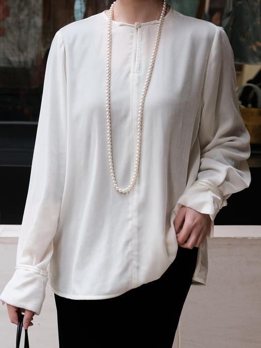盛唐婧| 新中式真丝丝绒上衣-白色 商品图6