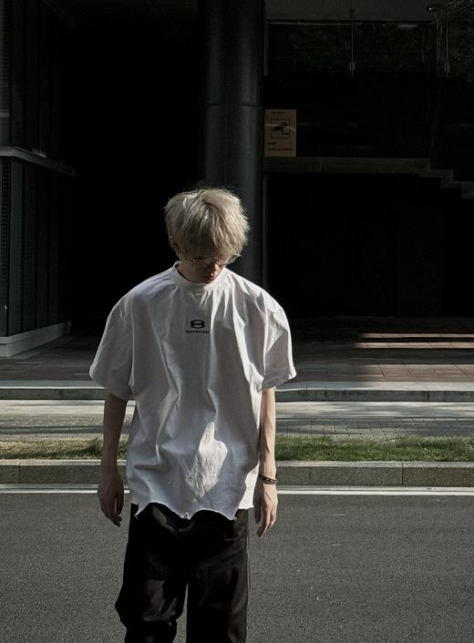 B家 24FW新款双环字母刺绣下摆流苏破坏短袖tee 商品图2