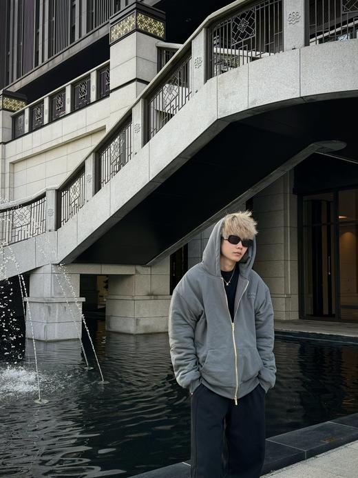 M家  24fw耀石灰成衣染色夹棉帽衫外套 商品图4