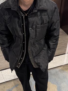 CD 24fw oblique 科技暗纹提花满印薄款立领夹克羽绒外套