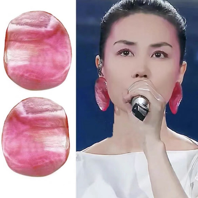 2502001 (1) 2025蛇年春晚王菲同款耳环银针夸张