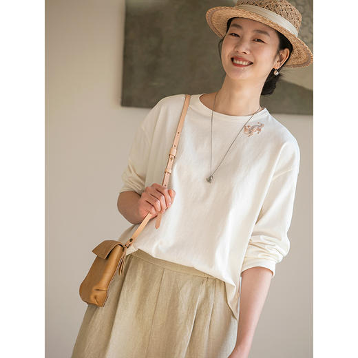 牧衣游原创 手工刺绣纯棉长袖T恤 限量福利款 醉月不支持会员折 商品图1