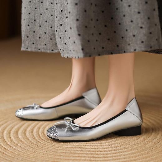 【预售5天】法式气质蝴蝶结玛丽珍单鞋2025新款平跟头层羊漆皮超软时尚休闲鞋LD&7271 商品图1