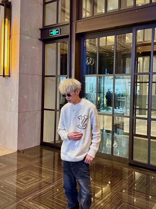 驴家 25ss嵌花镜像米白圆领羊毛耗牛毛套头毛衣 商品图2