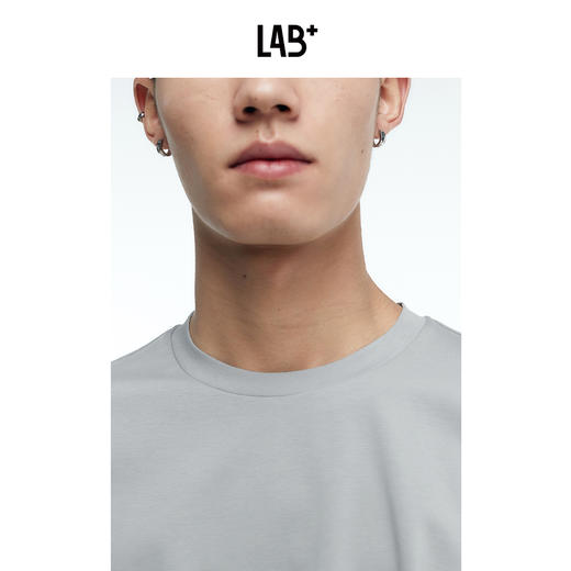 棉仓3431001002LAB+质感丝滑圆领直筒微宽松短袖 商品图3