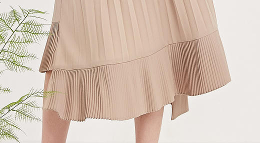 NUTS春季新品时尚休闲百褶气质半身裙女211063060B 商品图5