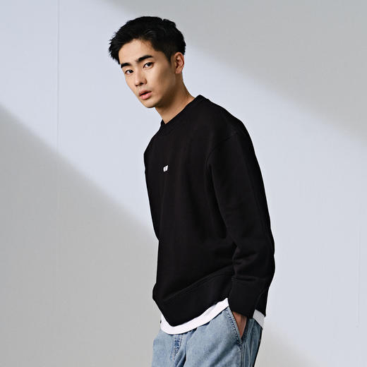 GXG男装 多色基础刺绣设计简约圆领卫衣男士上衣 春季热卖 商品图4