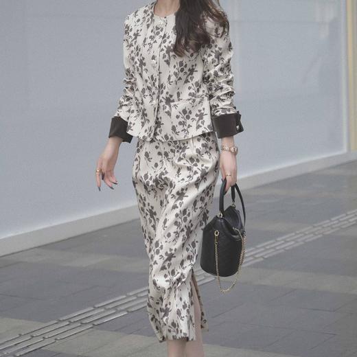 顺丰包邮洛诗琳99649法式山茶花短款小香风外套女001 商品图0