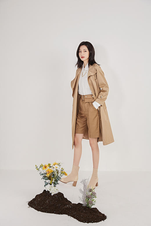 NUTS春季新品纯色时尚休闲百搭气质中裤女211072026B 商品图4