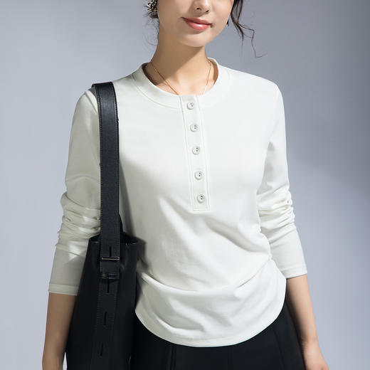 丁摩 春季女装长袖T恤女新款修身打底衫打褶圆领纽扣休闲女式t小衫5ZF-M655 商品图7