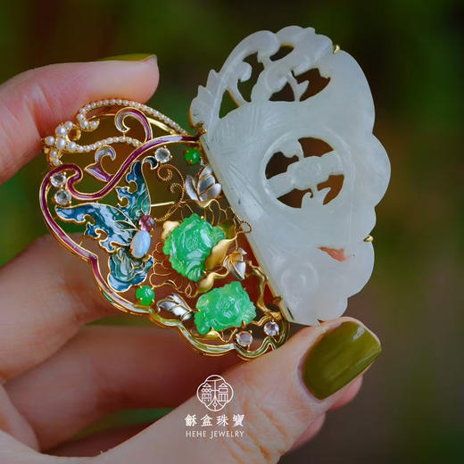 龢盒原创 半城烟云，半城繁华 时光如烟，蝶舞双面古玉胸针 商品图3