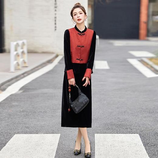 新中式国风连衣裙套装，盘扣提花马甲丝绒长裙两件套HR-ASLZ9657 商品图0