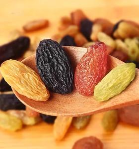 【新疆4色葡萄干】吐鲁番特产超大混合黑加仑红绿香妃王免洗即食零食