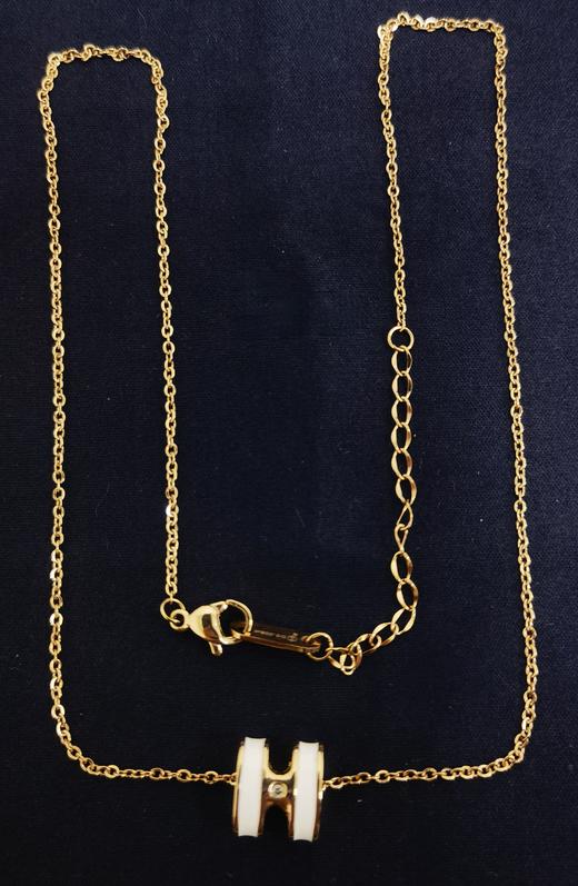 J14893 me.luxe 时尚百搭字母H钻石吊坠项链（部分没有证书） 商品图4