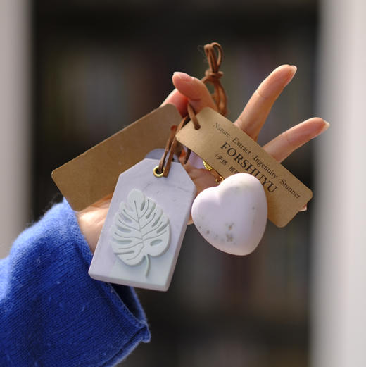 【买2件减10元】【奕虹定制】芳疗师手工车载香薰石膏挂件】车载香薰石膏挂件，心想事“橙”，茉遇微熏 商品图0