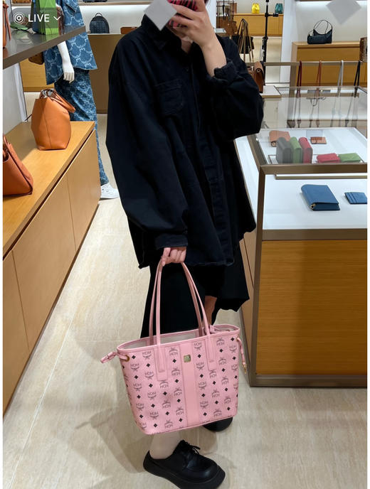 𝐌𝐂𝐌 桃花粉 小号双面购物袋子母包 商品图2