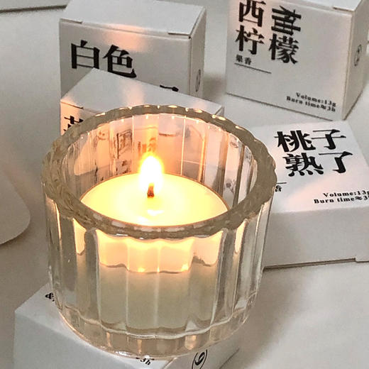 【营造浪漫气息！情人节必备】气息萦绕，点燃生活美好；香薰蜡烛，香里藏诗，优雅神秘味。送TA一份温暖舒适感，让氛围感十足。 商品图1