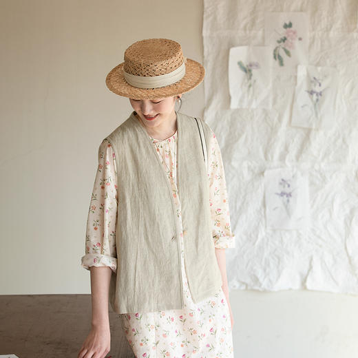 牧衣游原创 手工刺绣汉麻马夹女柔软舒适质朴百搭休闲马甲 归栀 商品图0