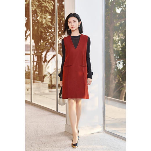剩S/M/L/XL 米思阳2026春季新款韩版羊毛混纺连衣裙气质减龄无袖V领背心裙女 商品图3