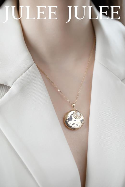 【梦幻爱丽丝】相片盒JULEE JULEE茱俪珠宝 18K黄金钻石相片盒吊坠 商品图4