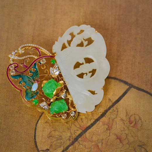 龢盒原创 半城烟云，半城繁华 时光如烟，蝶舞双面古玉胸针 商品图2