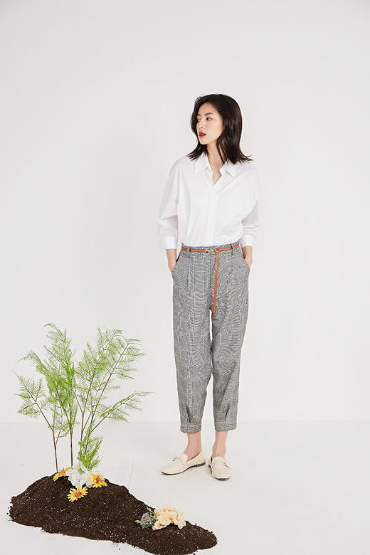 NUTS春季新品时尚经典黑白格长裤女211073058B 商品图7