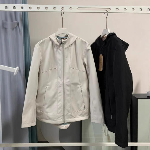 出加拿大单！2024秋冬百搭连帽软壳防风加绒轻便防水户外冲锋衣外套！ 商品图0