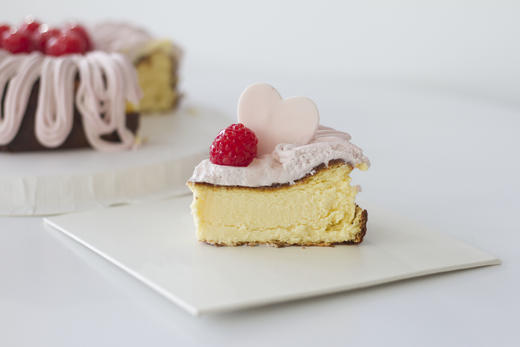 树莓巴斯克蛋糕 商品图1