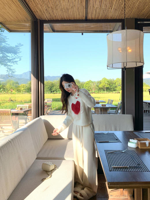 <曾小咸推荐>撞色爱心套头毛衣 日常179.99/件 立减90 秒杀89.99/件！！ 商品图8