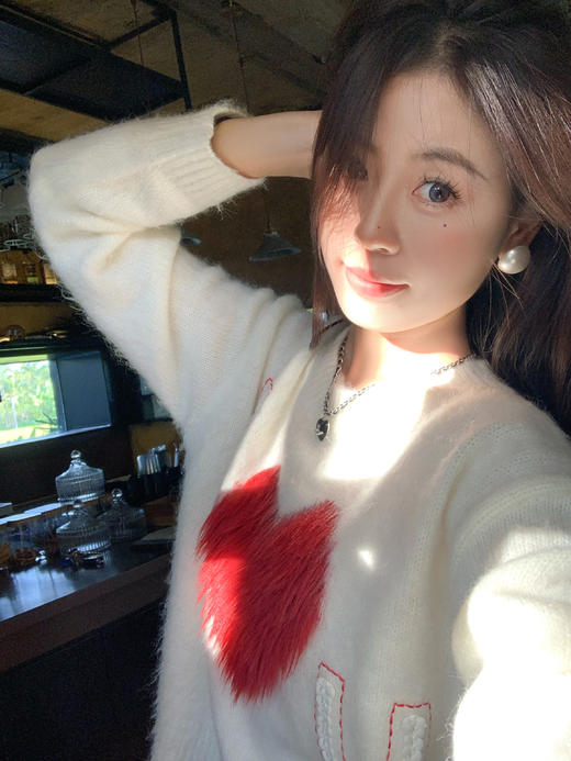 <曾小咸推荐>撞色爱心套头毛衣 日常179.99/件 立减90 秒杀89.99/件！！ 商品图12