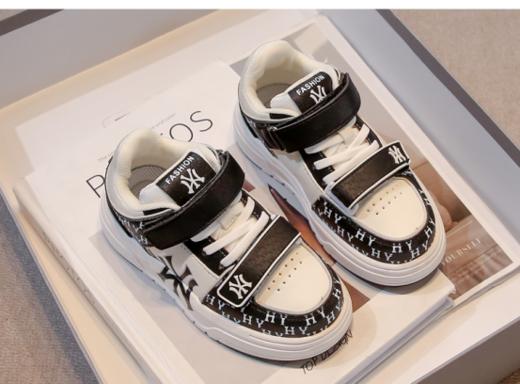 😎欢乐童年，岁愿相伴【岁愿设计款印花款双魔术贴休闲板鞋👏】， 除了良好的品质保证，主打潮流设计❤️， 打造潮童新时尚🌸，还提供1个月的质保服务，☺️请放心选购 商品图6