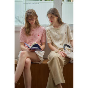 SimpleRetro心动可露 爱心刺绣绞花短袖针织衫T恤女复古圆领上衣