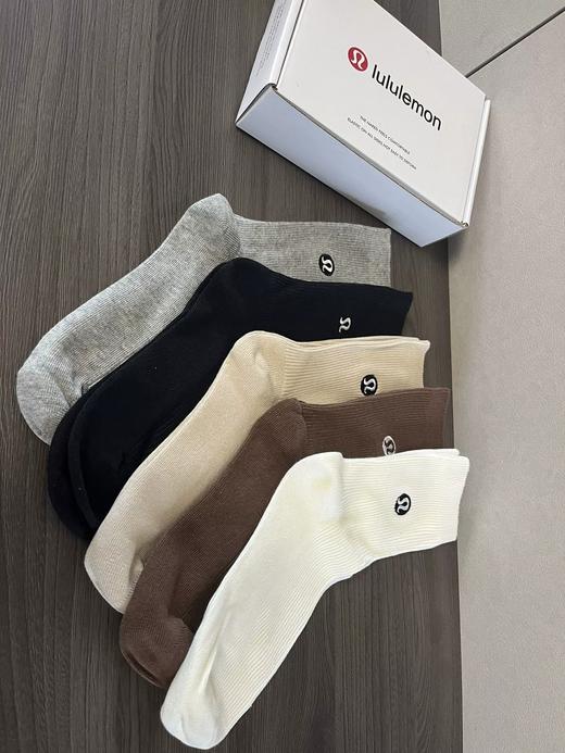 lu家男女同款坑条棉袜 透气健身运动百搭袜 商品图4